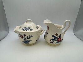 Wedgwood WILLIAMSBURG POTPOURRI Creamer &amp; Sugar Bowl Set - $54.99