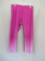 Danskin Now yoga leggings  Small magenta pink fitness activewear capri - $10.73