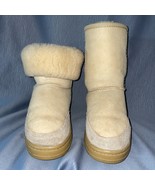 UGG Sand CLASSIC SHORT Sheepskin Boot S/N 5251 Women Size 5 - $74.96 CAD