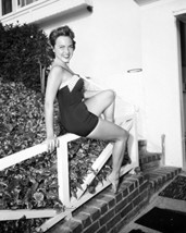 Terry Moore Rare Swimsuit Fashion Photo Shoot 16X20 Canvas Giclee - £55.30 GBP