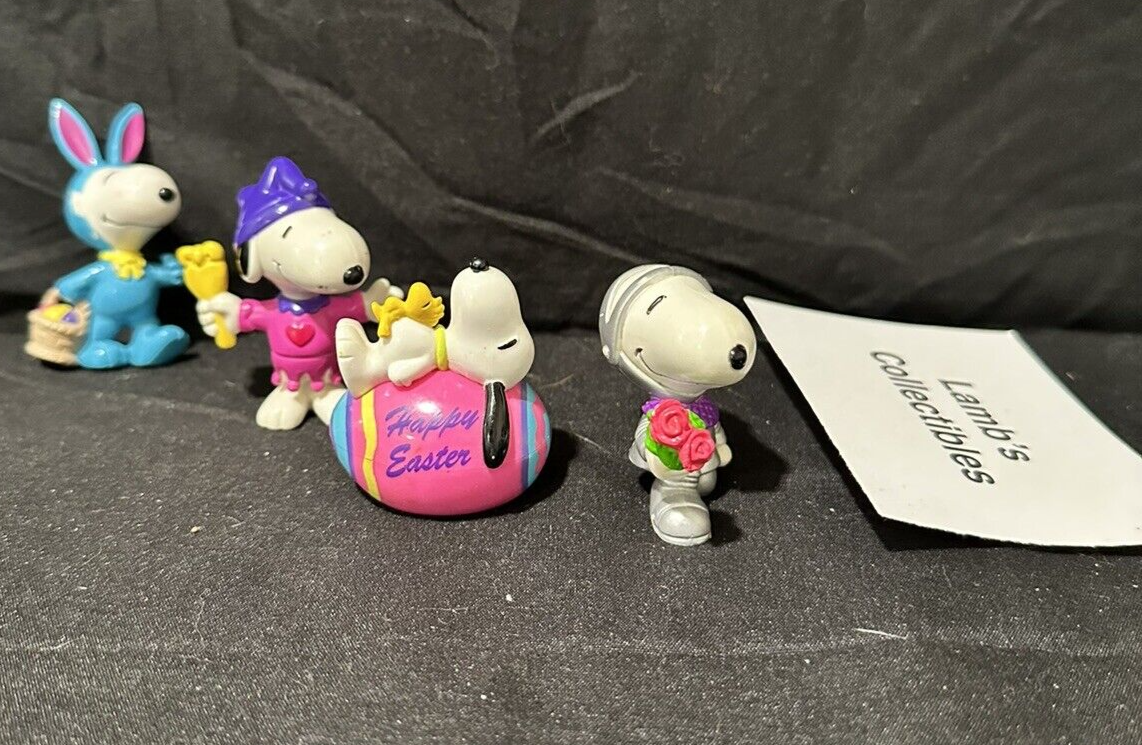 Whitman Candy lot of 4 Snoopy PVC figures Peanuts UFS Inc 1980's Romantic Knight - £39.33 GBP