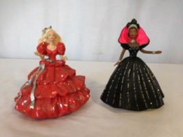 Barbie Hallmark 1998 &quot;African American Holiday&quot; Ornament + 1996 Happy Holidays - £7.89 GBP