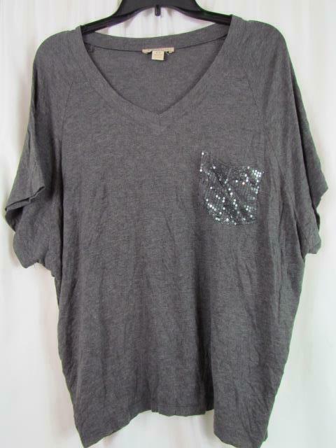 Twenty One Sz Small Sequin Pocket Gray Top Short Sleeve EUC - $5.69