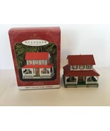 Hallmark Keepsake Ornament Farm House #1 In Town and Country Series 1999 - $7.50