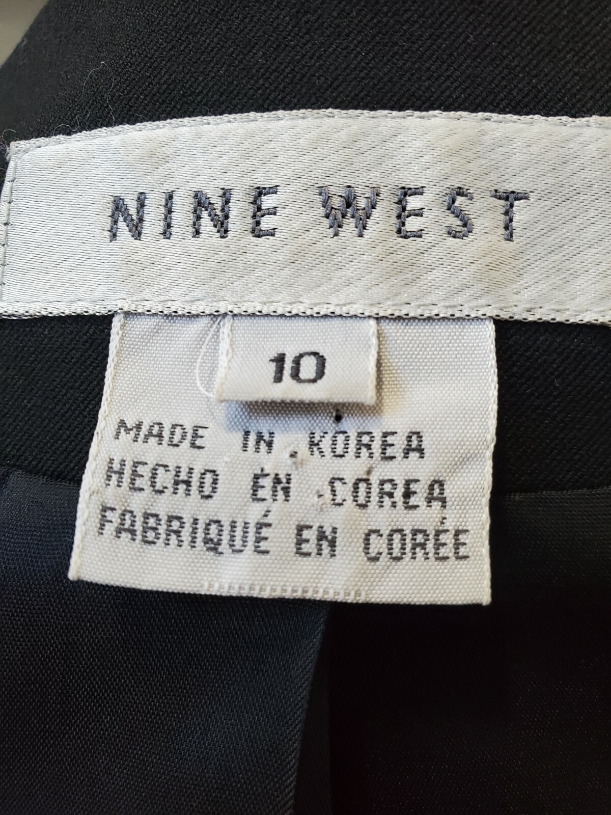 Nine West Women's Black Polyester & Rayon Long Sleeve Three Button Blazer 10 Item image 8