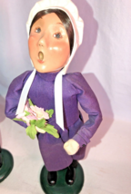 Byers&#39; Choice Amish Girl with Flowers Caroler 1997 - £19.97 GBP