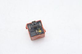 91-23 BMW RELAY CHANGER SALMON RED E0836 image 6