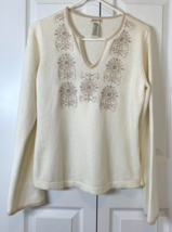 St. Johns Bay Embroidered Sweater Womens Med Pullover V-Neck Classic - $17.15
