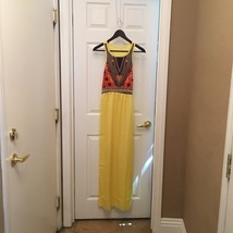 Yellow Aztec maxi dress small/medium nwot - $237.71 MXN