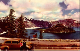 Crater Lake Oregon With Old Car &amp; Couple No. 84 Union Oil Company Postcard (B13) - £4.59 GBP