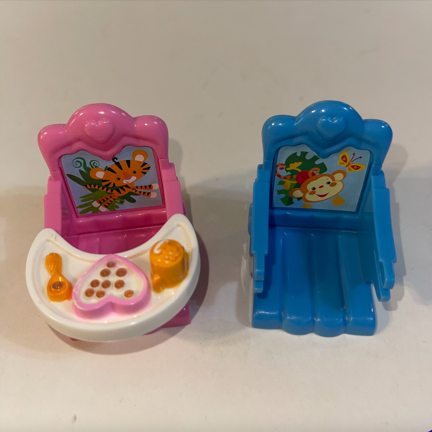 Fisher Price Loving Family Dollhouse Pink & Blue Baby Booster Seats Jungle - $9.99