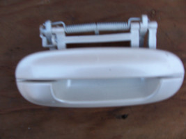 2000  2001 SEVILLE STS RIGHT FRONT DRIVER DOOR HANDLE OEM USED ORIGINAL ... - £61.50 GBP