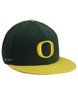 Nike Oregon Ducks Player's True Swoosh Flex Hat - Green 2992 - $357.32 MXN