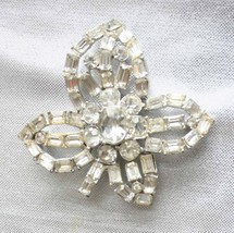 Elegant Crystal Rhinestone Silver-tone Flower Brooch 1950s vintage  2 3/4&quot; - £15.12 GBP