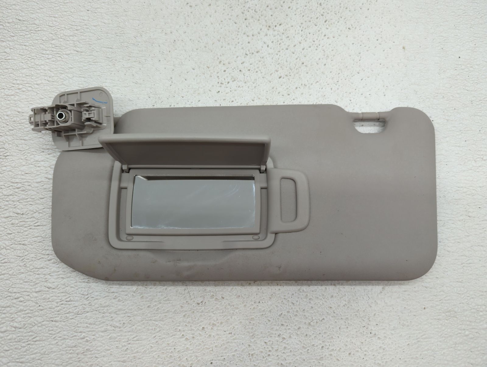 2020-2020 Nissan Sentra Driver Sun Visor Mirror Left Sunvisor Grey C16V4 - $39.16