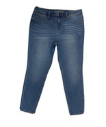 Universal Threads Jean Women Size 16 33R Taper Faded Upper Distress Denim - $12.76 CAD