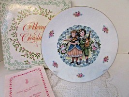 ROYAL DOULTON BONE CHINA COLLECTOR PLATE VALENTINE&#39;S DAY 1981 ENGLAND BOXED - $14.80
