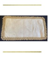Vintage, linen napron with lace, handmade crochet  measurements 39cm x 21cm - $226.15 MXN