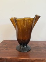 Vintage Big Handblown Free Form Ruffle Amber Art Glass Footed Vase Murano Style - £48.20 GBP