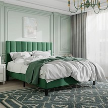 Queen size Modern Green Velvet Upholstered Platform Bed with Headboard - $8,462.82 MXN