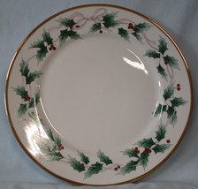 Mikasa L3473 Christmas Holly Round Chop Plate Platter 12 1/8&quot; - £25.75 GBP