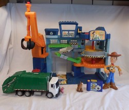 Disney Toy Story Movie Imaginext Tri-County Landfill Playset + Talking L... - $46.57