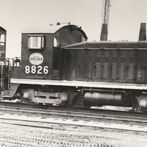 Indiana Harbor Belt Railroad IHB #8826 NW2 Electromotive Photo Melrose Park IL - £7.44 GBP