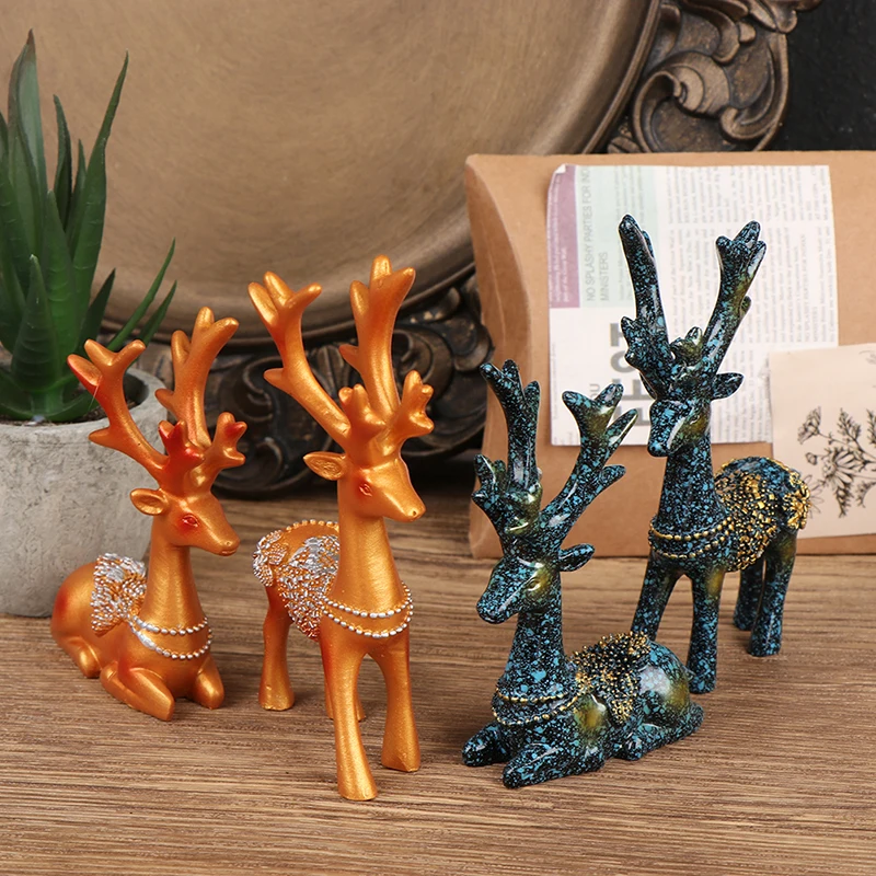 2Pcs/set Car Interior Decoration Indoor Tabletop Deer Ornaments Creative Car - £11.27 GBP