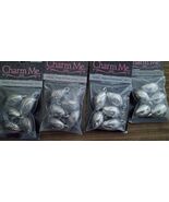 20 Charm Me Plastic Football Ball Charms - $235.90 MXN