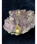 Beautiful 10k Yellow Gold Dangle Pendant With Pearl - 1.12g - $2,270.21 MXN