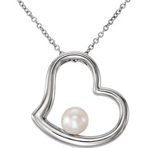 14kt White Gold Freshwater Cultured Pearl Heart Necklace - £637.20 GBP