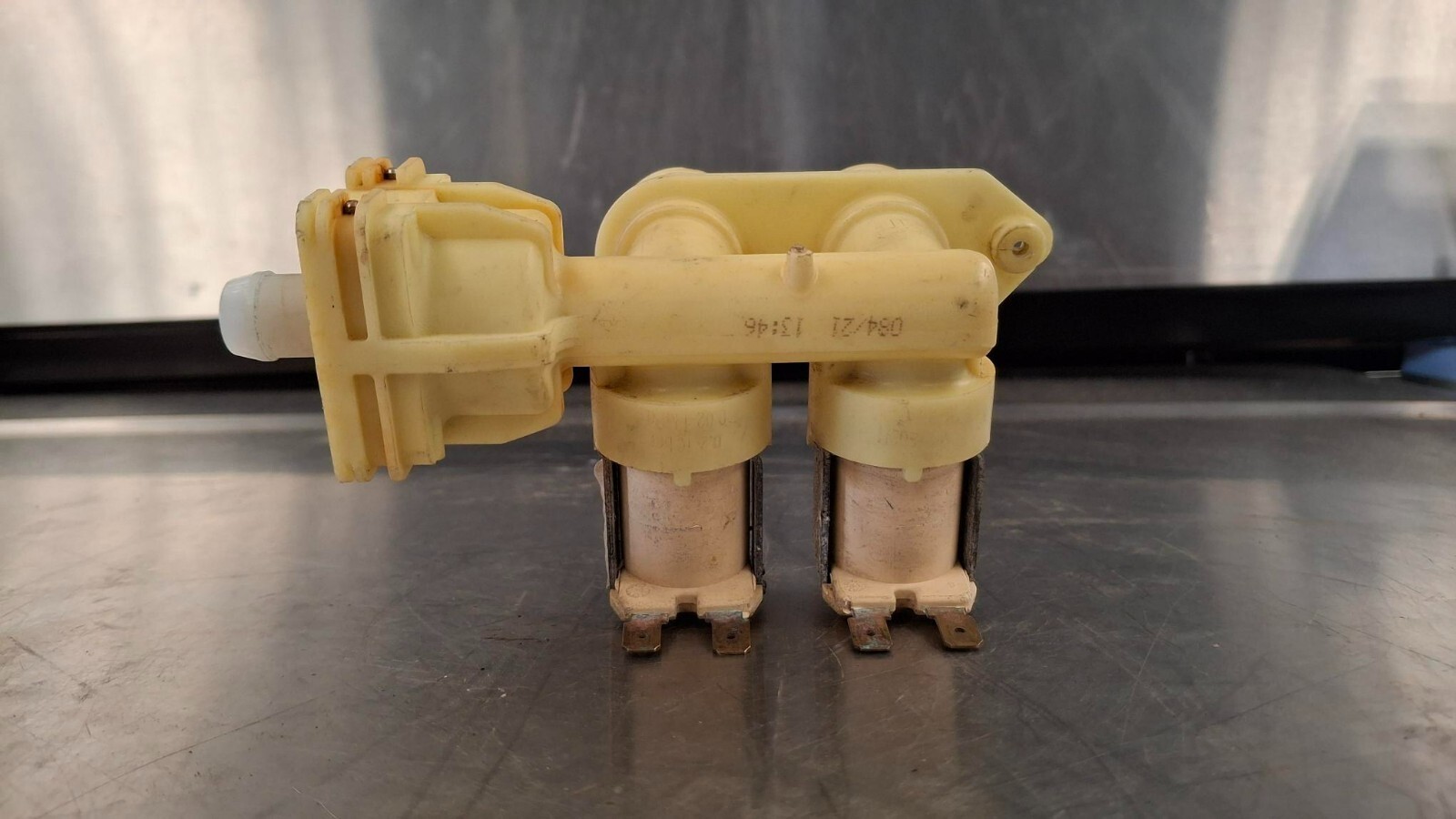  Speed Queen Washer Mixing Valve Assembly. P/N: 33090167H, 203741  [USED] - $8.79