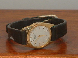 Pre-Owned Vintage Women’s Seiko 5420-0000 Dress Analog Watch (For Parts) - $8.91