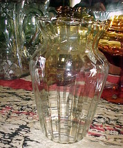 Crystal Clear Bouquet Vase  7&quot;X4&quot;;Multi Ribbed,Scalloped Rim;Brilliant Shine;Euc - £19.66 GBP