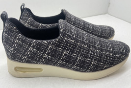 Karl Lagerfeld Paris Wedge Sneaker Shoes 5.5 M Camden 2 Black White - $21.78