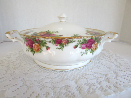 Royal Albert Old Country Roses Bone China Covered Vegetable Bowl England... - €124,67 EUR