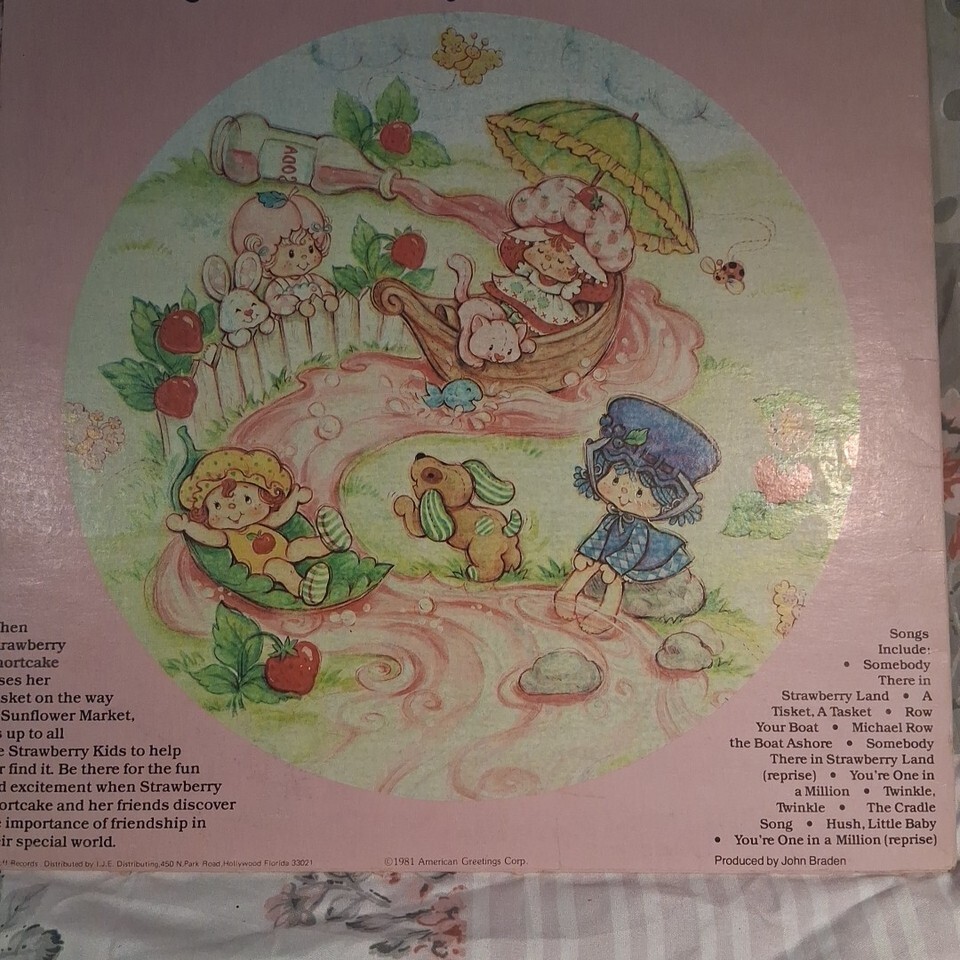 Strawberry Shortcake Friends Limited Edition Vintage 1981 Picture Disc Vinyl LP Item image 5