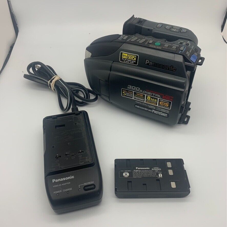 Primary image for Panasonic PV-L691D Palmcorder VHS-C Camcorder Video Camera w/ Charger - WORKS
