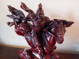 Warrior On Horse Chinese Red Resin Sculpture 9 x 9 x 2&quot; Art Decor Excellent Cond - £23.84 GBP