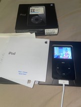 Apple iPod Classic 5th Generation 30GB Black MA446LL/A A1136 with box - £46.66 GBP