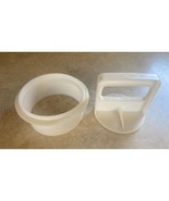 Tupperware 3.5&quot; Hamburger Press Used - $10.84 CAD