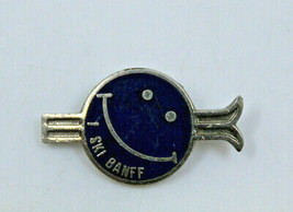 I Ski Banff Smiley Smile Face Alberta Canada Collectible Pin Lapel Vintage - £11.91 GBP