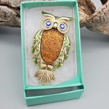 Vintage Owl Beooch Pin Rhinestone Eyes Belly blue Green Gold - £13.32 GBP