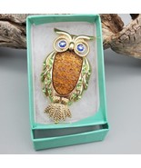 Vintage Owl Beooch Pin Rhinestone Eyes Belly blue Green Gold - $23.05 CAD