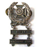 WW2 sterling marksmanship with rifle  and machine gun qualification badges - €67,54 EUR