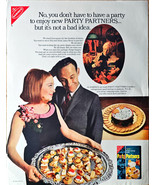 Nabisco Party Partners Husband Wife crackers Party Tray-1965 Vintage Pri... - $12.97 CAD