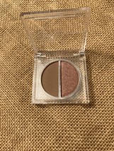 M2U NYC Park Slope Eyeshadow Duo E12602 - $36.96 MXN