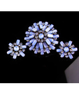 Vintage blue Rhinestone Brooch - clip Earrings - faux star sapphire - 1940s jewe - $110.00