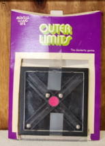 Vintage 1971 Outer Limits Dexterity Game Mental Hang Ups Made in the USA - $333.18 MXN