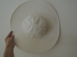 Ladies Wide Brim Hat Large Floppy White Hat For Sun / Beach / Summer Fun Etc - $17.09